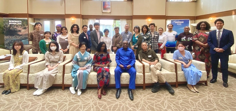 A group photo of H.E. Ambassador Baraka H. Luvanda with participants at the Tourism Promotion Event held at the Chancery on 4th June 2022