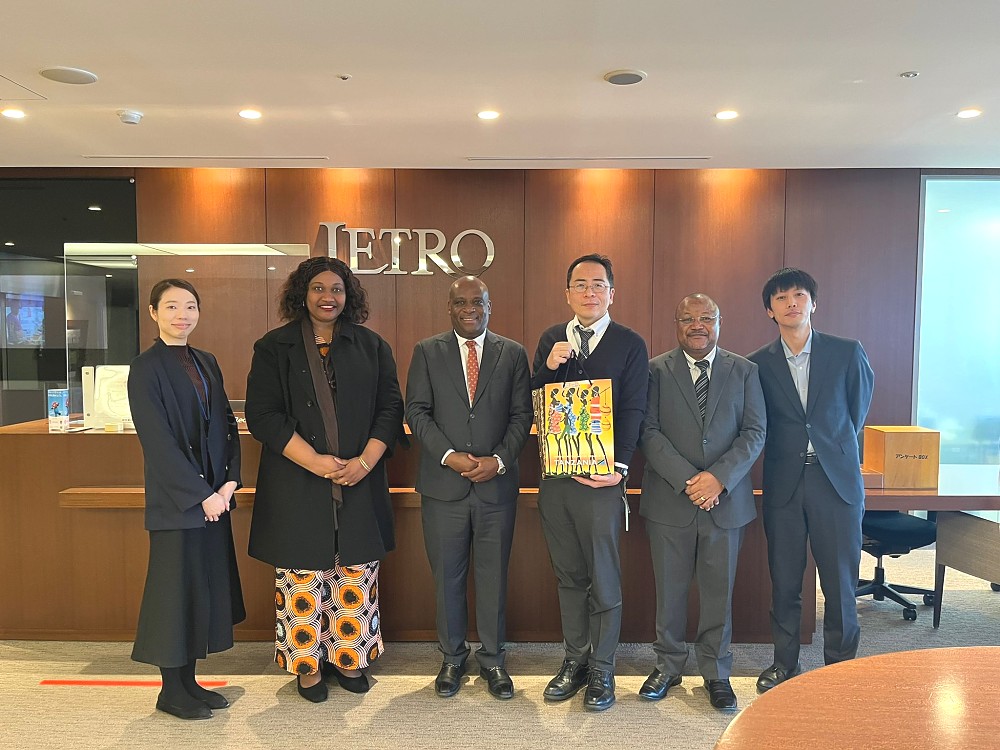 H.E. Ambassador Baraka Luvanda in a photo with Mr. Takao Seki, Senior Director for Global Strategy (Africa) of Japan External Trade Organization (JETRO) at JETRO Headquarters in Tokyo