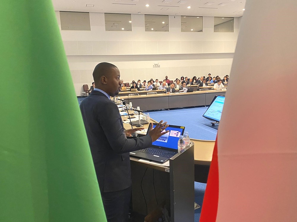 Bw. Gilead Teri, Mkurugenzi Mtendaji wa Kituo cha Uwekezaji Tanzania kwenye Semina Elekezi ya Uwekezaji jijini Tokyo wakati wa Kampeni ya Kuhamasisha na Kutangaza Fursa za Uwekezaji za Tanzania nchini Japan, tarehe 28 Mei 2024.