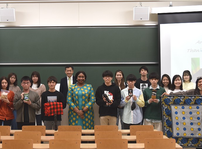 The First Secretary, Ms. Edna Chuku in a group photo with some students from Soka University who attended a lecture series about Tanzania