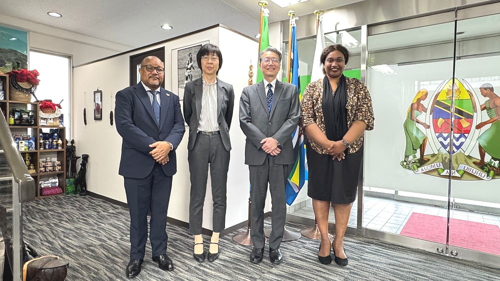 The Embassy staff, Ms. Edna Dioniz Chuku, Counsellor of Economic Affairs, and Mr. Hosea Chikolongo, Political and Cultural Attaché, in a group photo with representatives from the Ministry of Foreign Affairs of Japan