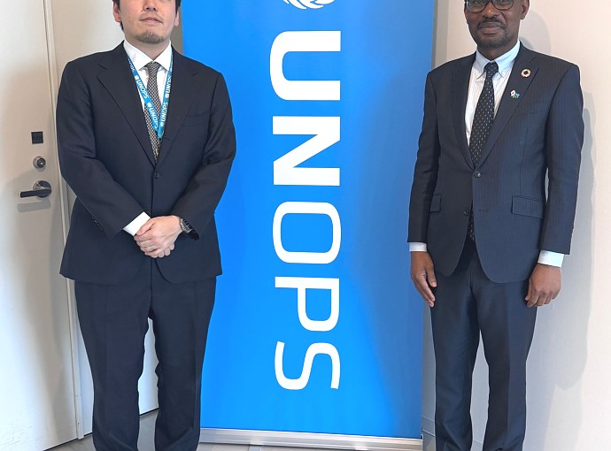 H.E. Anderson Mutatembwa in a photo with Mr. Yuichi Sugawara, Acting Head of Office of United Nations Office for Project Services (UNOPS) in Tokyo